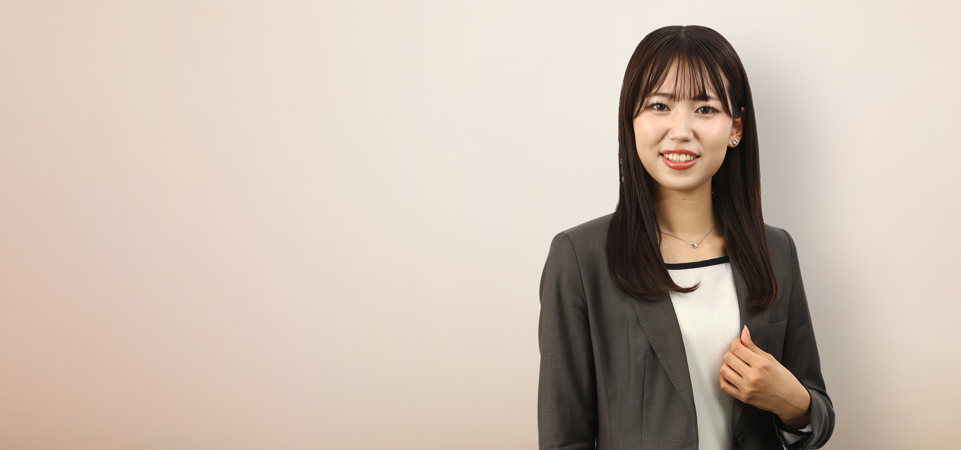 越水 里佳